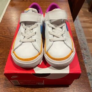 Nike Kids' White, Orange, and Purple Sneakers Size 9